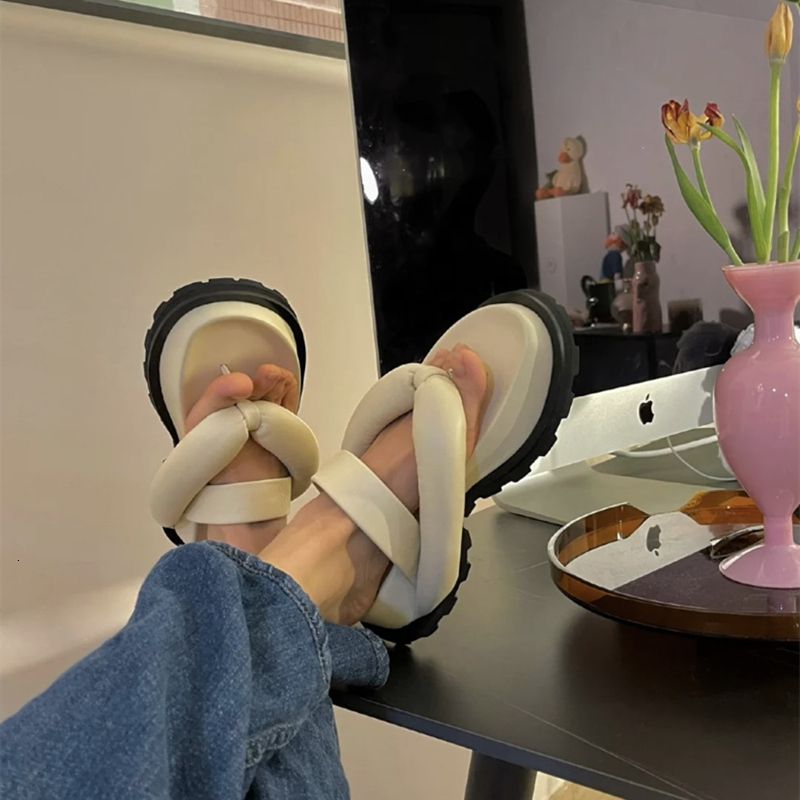 

slippers women's slippers summer sponge thick-soled female cake wear flip-flop bread cream beach sandals a9i6, Black
