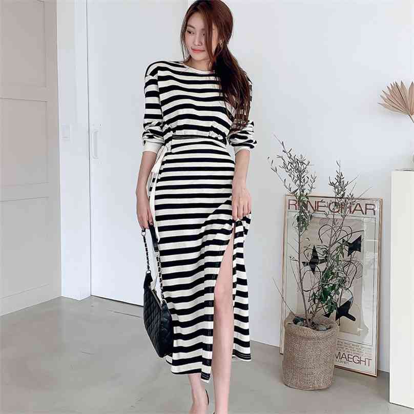 

Han edition temperament of autumn fund split dress lace-up waist knitting striped leisure 210602, Stripe color