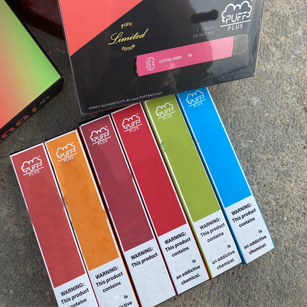 

Puff Bar Plus electronic cigarette disposable vapes vape pen 550mah Battery 3.2ml Pods Cartridges Pre-Filled Limited Edition Vaporizers