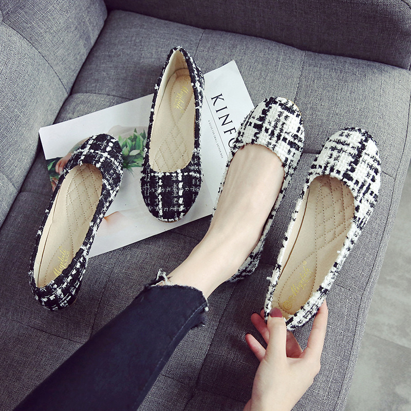

cloth women moccasins plaid round toe shallow flats single shoes Korean 34-43 size shallow loafers soft bottom boat shoes femme, White&9