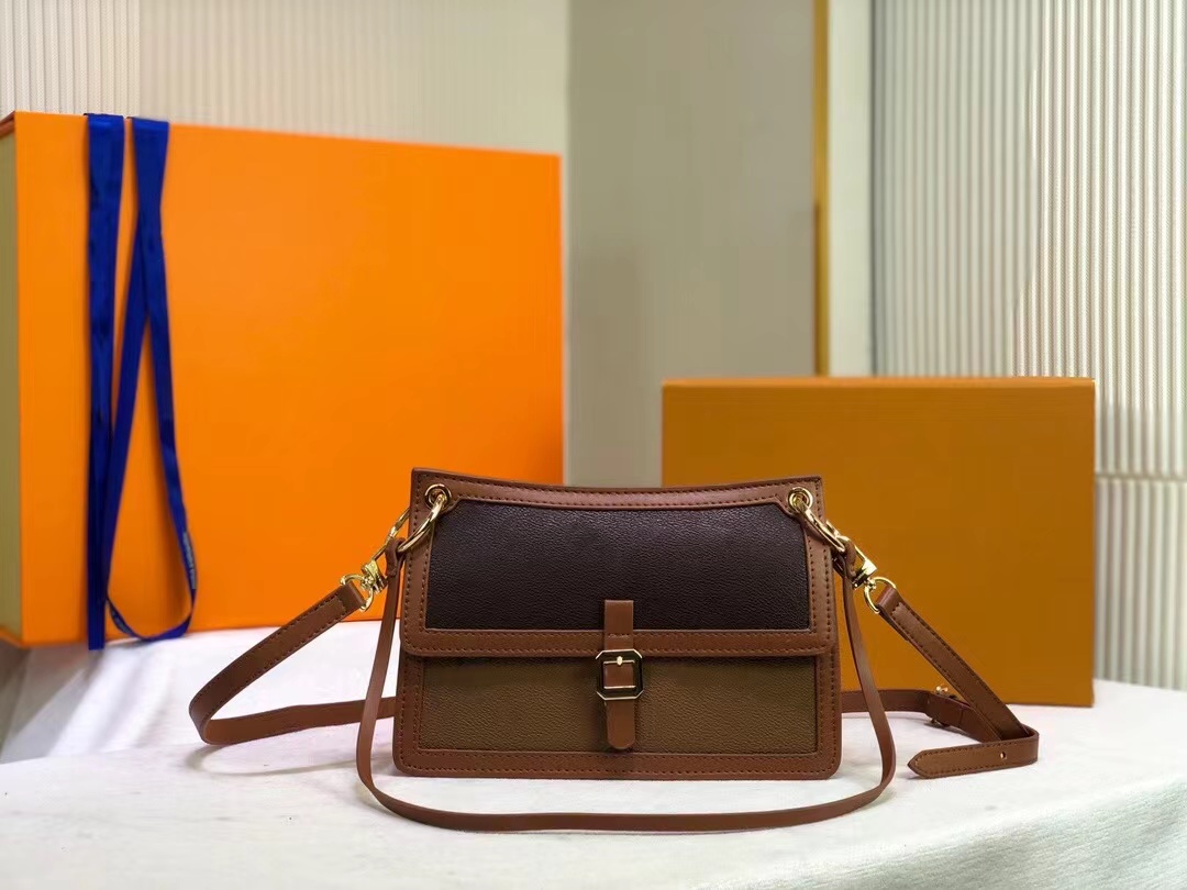 

Wholesale Dauphine Vintage Cross Body Bags WOMEN Small Genuine Leather Handbags M40729, Brown