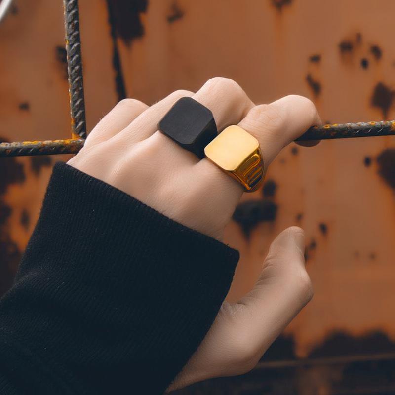

Cluster Rings Women Gothic Rock Punk Signet Ring,Minimalist Black Square Statement Stamp Jewelry,Stainless Steel Metal Chunky Band Accessory, Golden;silver