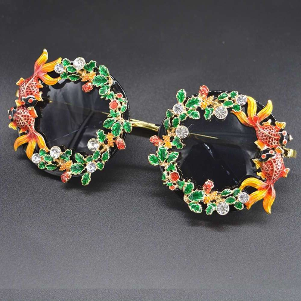 

Highend accessories Luxury Diamond Goldfish Women Rhintone Frame Round Sun Glass Sunglass, Black