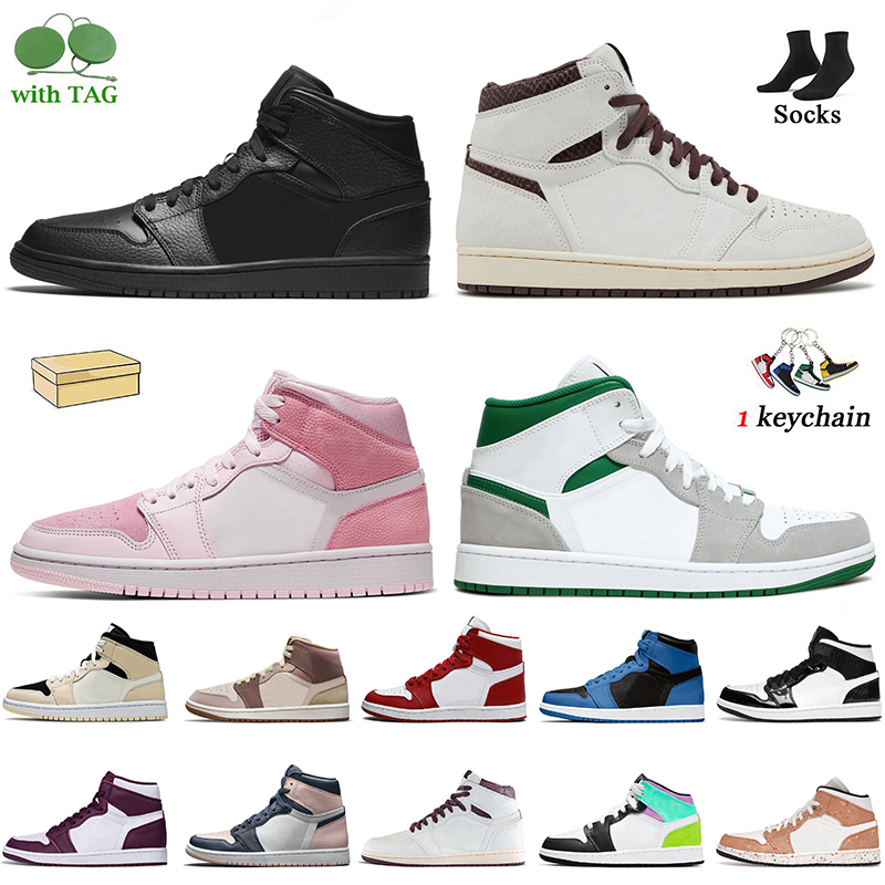 

Wholesale Mens Women Jumpman 1 Basketball Shoes 1s Mid Triple Black A Ma Maniere Digital Pink Grey Pine Green UNC University Blue Bordeaux Trainers Sneakers Size 36-47, B8 mid dutch green 36-40