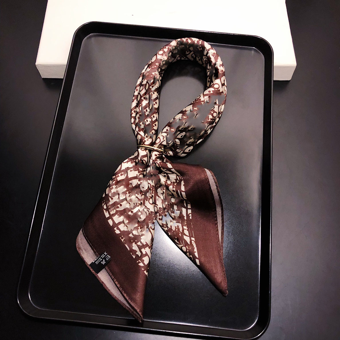 

high qualtiy 50x50cm brand designer scarf 100% silk headband for bag Twill small Square scarves no box a55a