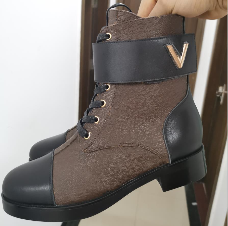 

Women Wonderland Flat Ranger Boot Twist Buckle Flower Printed Designer Lady Leather Strap Canvas Lace-up Rubber Outsole Ankle Boots, Boot dustbag