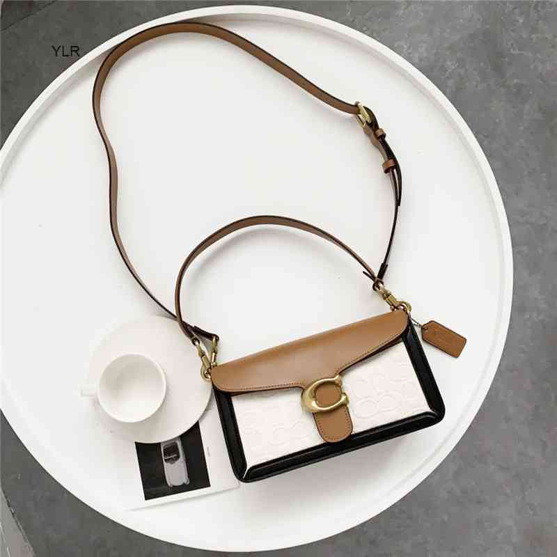 

2021 new C family letter Dionysian tabby envelope wide handbag Single shoulder Messenger underarm Bag