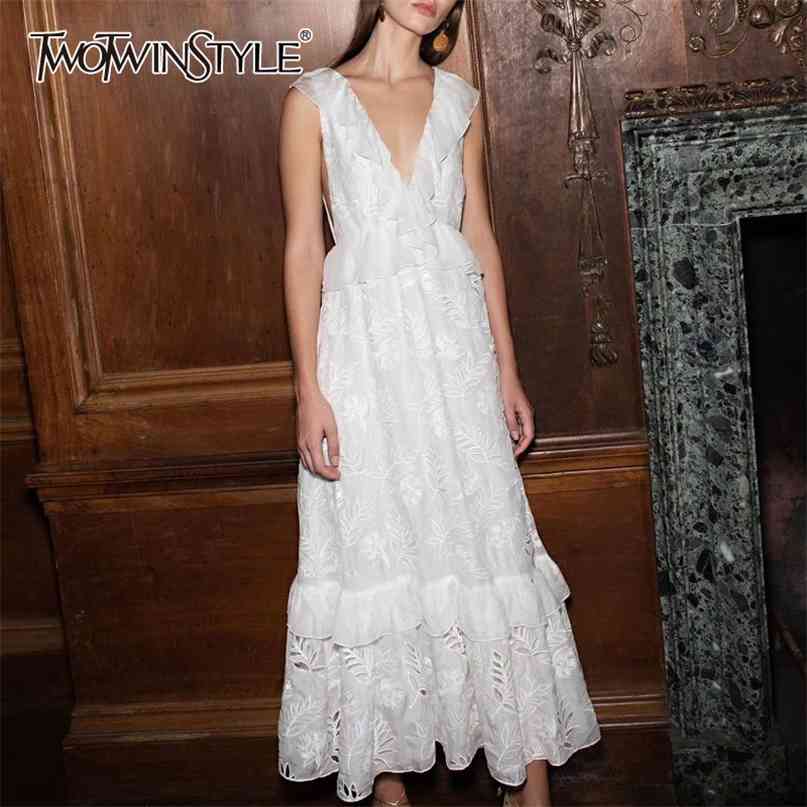 

TOWTWINSTYLE Vintage Hollow Out Women Dress V Neck Sleeveless High Waist Patchwork Ruffles Dresses Female Fashion Clothing 210520, White