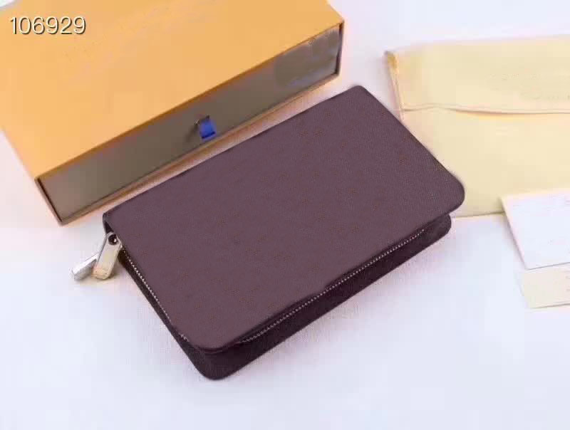 

2021High-quality men ang Wallets & Holders Leather three-piece set chain fashion with box size:23*13*10cm