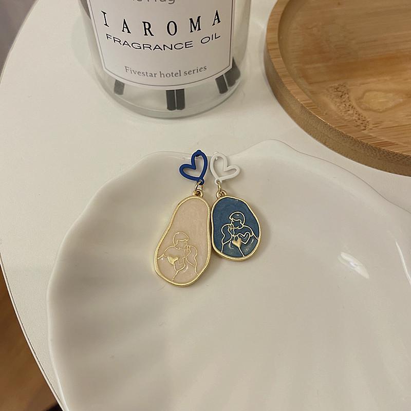 

Stud Hollow Out Earring Women Sweet Earrings Ladies Fashion Simplicity Pendant High Quality Eardrop European Trendy Alloy Oorbellen, Golden;silver