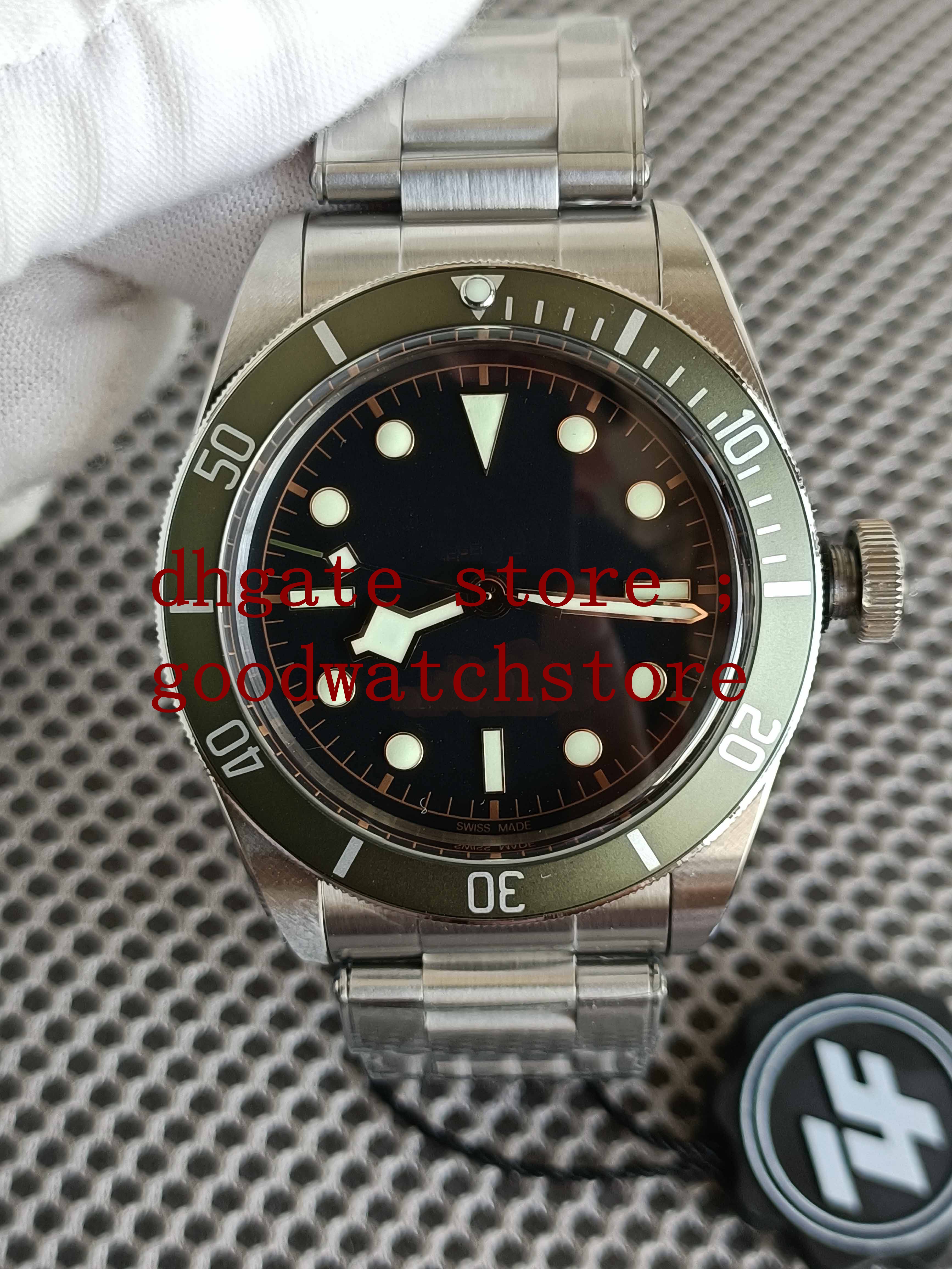 

Mens Top Quality Watch ZF FactoryNo Date SS/SS ETA 2824 Uni-directional Diver Ceramic Bezel Mechanical Heritage 79230B 79230N Watches, Green