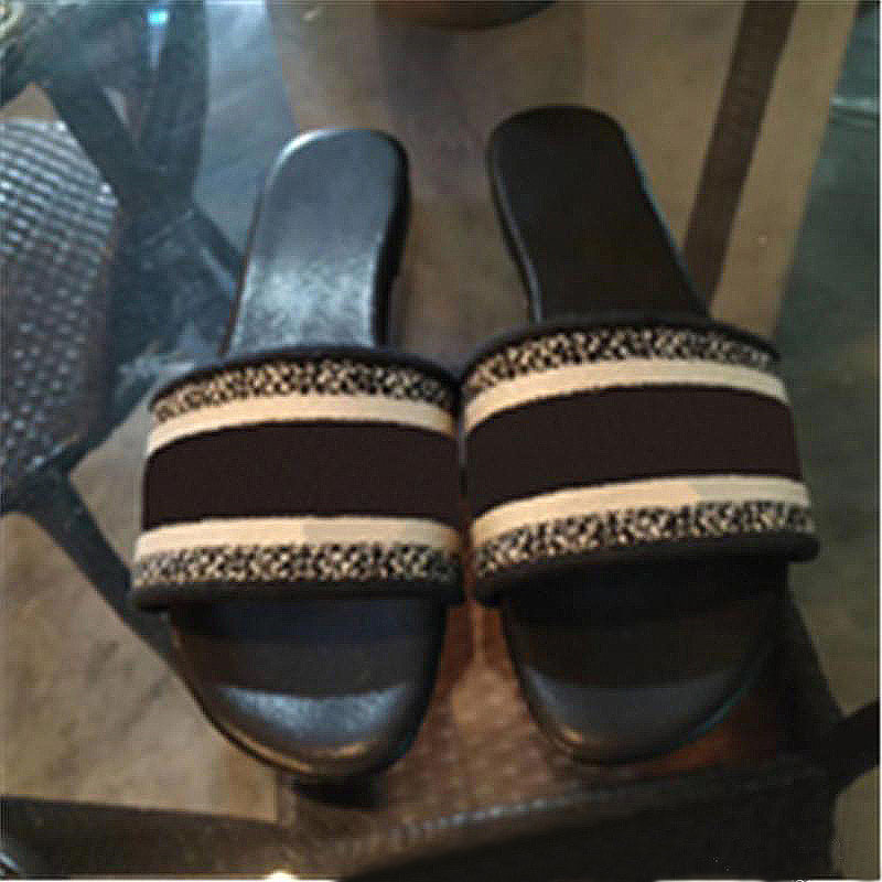 

2022 Designer Slippers New Paris Women Sandals Embroidery Sandal Floral Brocade Flip Flops Summer Striped Beach Slides Ladies Slippers Loafers 36-42 With Box, Color8