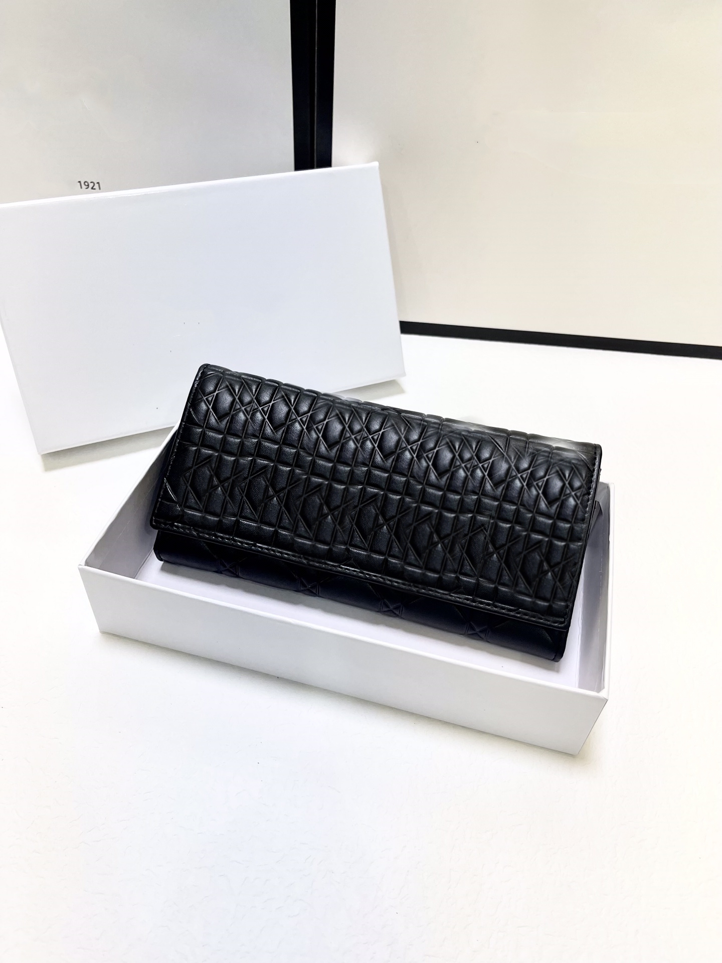

Luxury Designers high quality men's wallet Long style purse P1113-12, Black