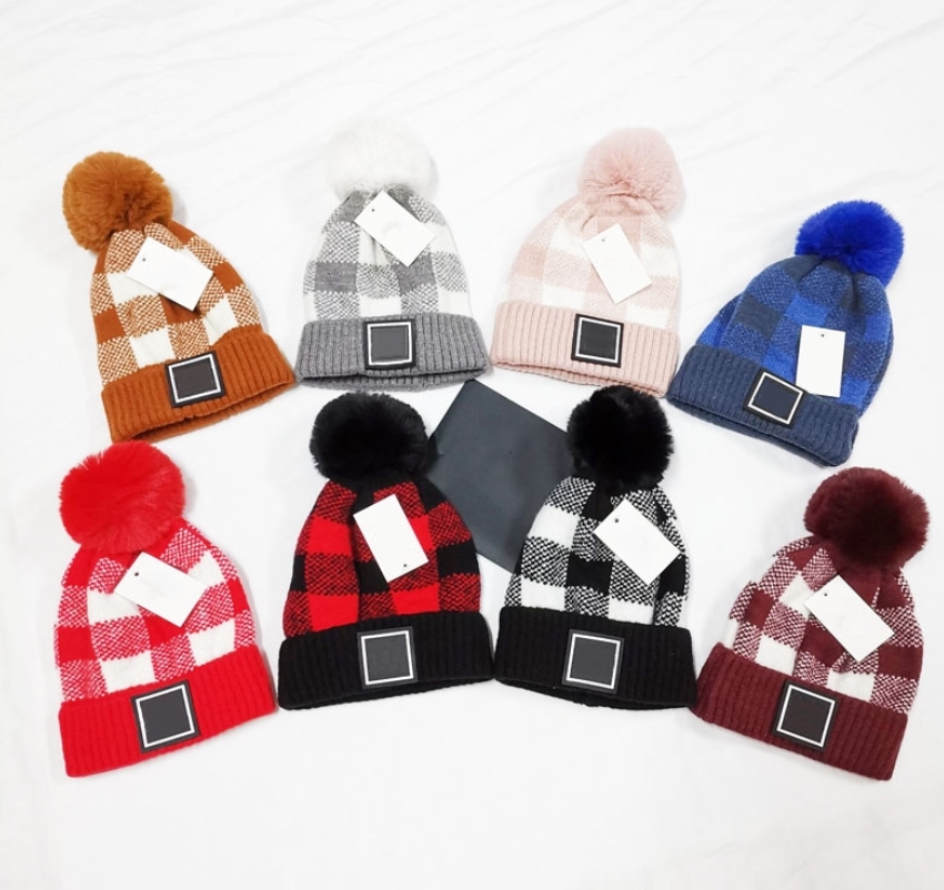 

Wholesale Pom beanie Winter caps Hats Women bonnet Thicken Beanies with Real Raccoon Fur Poms Warm Girl Cap snapback, No product