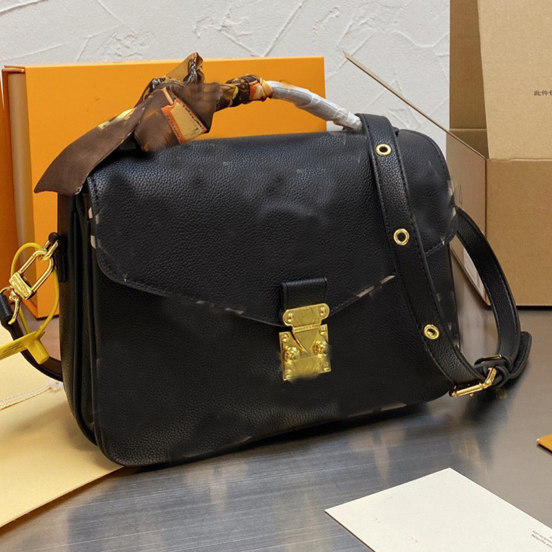 

Messenger Bags Postman's Bag Handbag Purse Plain Black And White Letters Genuine Leather Hasp Gold Hardware Buckle Back Zipper High Quality