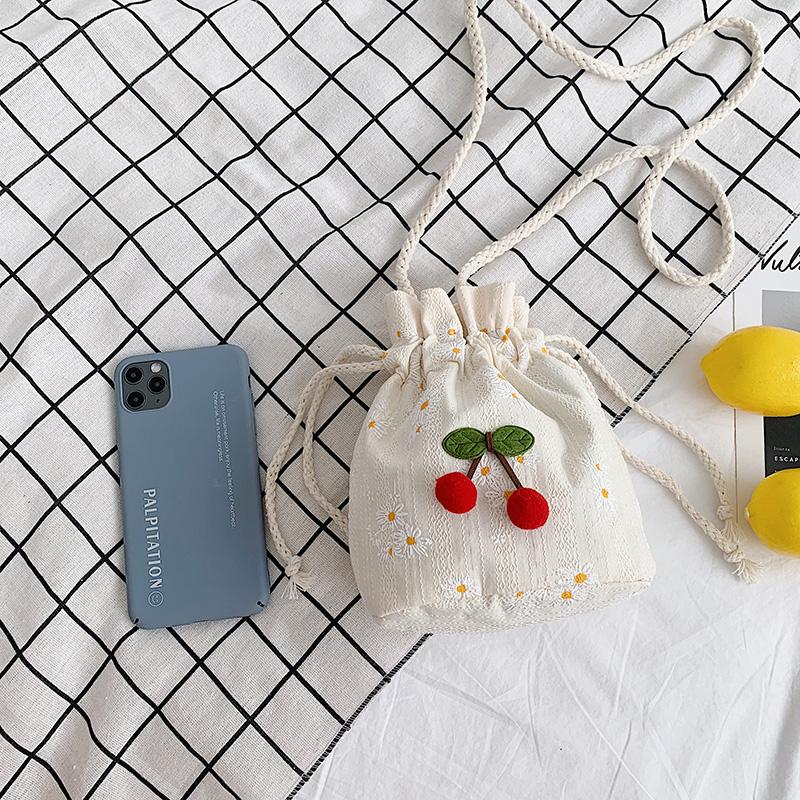 

Korea Ulzzang Daisy Cherry Women Bag Casual Fashion Harajuku Messenger Chic Vintage Phone Ins Shopper Bags Shoulder, Whtie