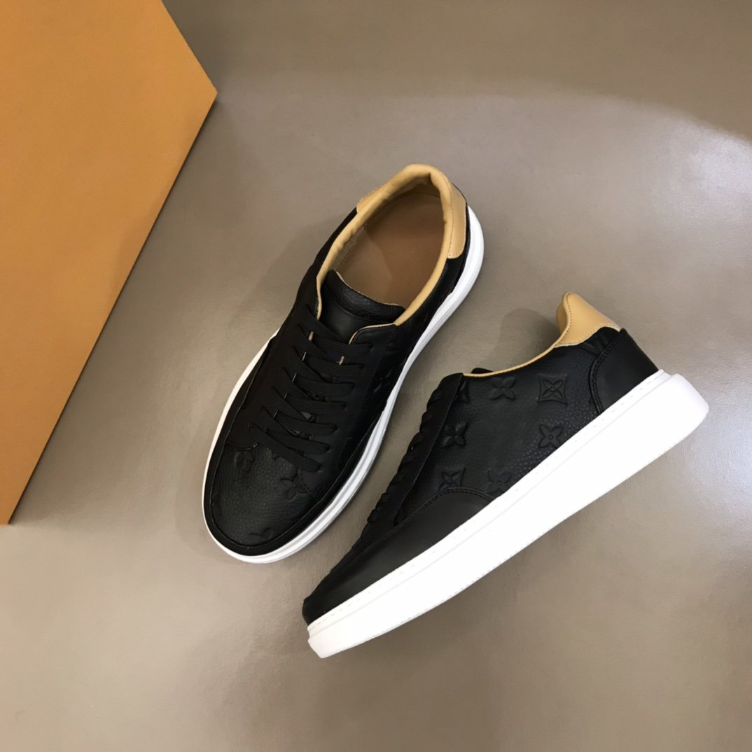 

High quality brand men Leisure shoes luxury designer Men's breathable nylon leather sneakers are size38-44, As picture 1