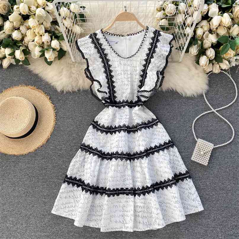 

French Style Women' Dress Fashion Summer Lace Splicing Flying Sleeve Slim High Waist Print A-line Mini Party es 210603, White