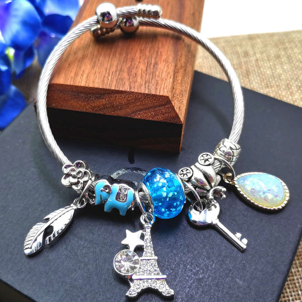 

bracelet Trendy fashion cat shell star moon tassel pendant wire rope bracelet Korean personalized open hand jewelry gift, Golden;silver