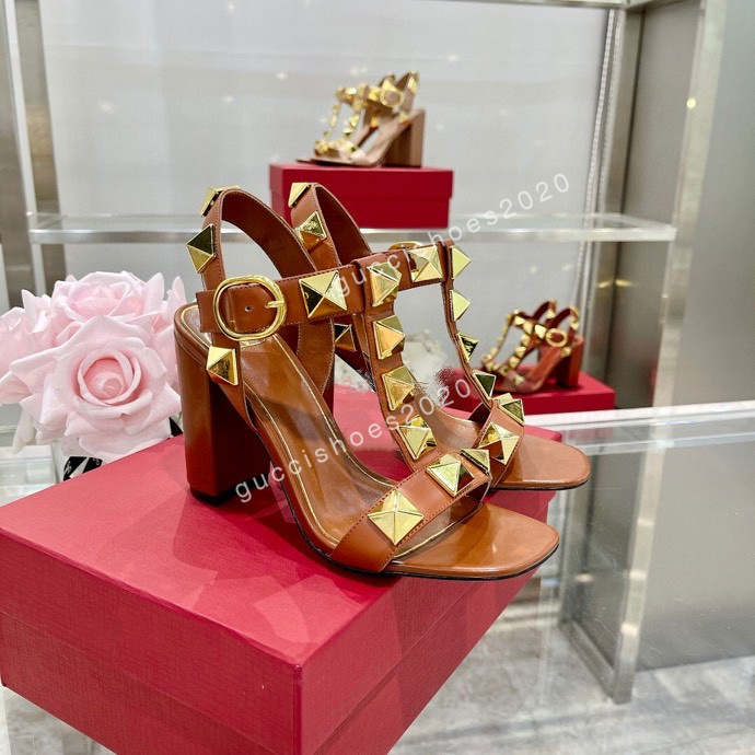 

2022 Classic Designer Heels Women Dress Shoes Embroidered ribbons embellished flat bows sandals heel Fabric of science and technology Sandal size35-42, 05