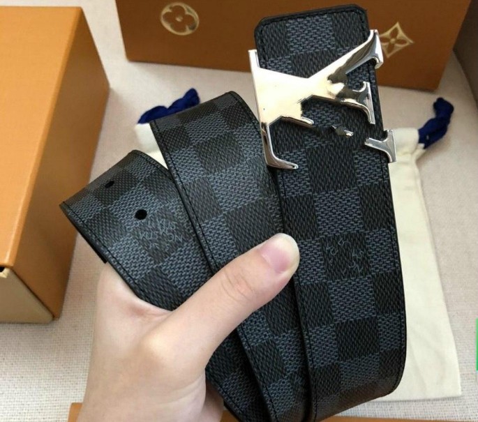 

Gold silver multi hardware high quality belt for men and women retail wholesale louis belts vitton lv welcome customers with box dust bags, Black;brown