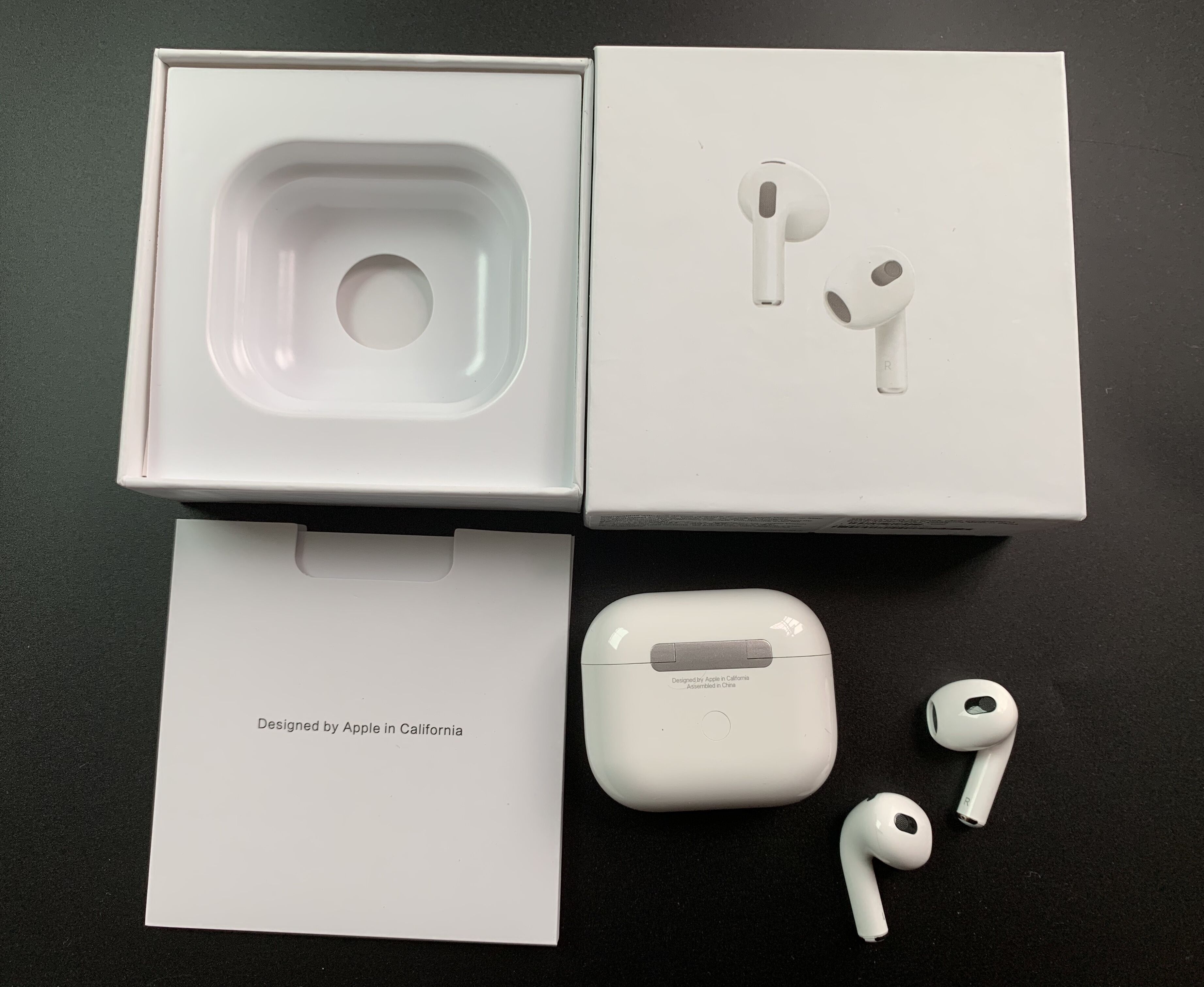 

1pcs/lot HIGH QUALITY AirPods Pro 3rd Wirless Earphones real serial NO. Metal Hinge cases Rename GPS Wireless Charging Bluetooth Headphones with In-Ear Detection, White