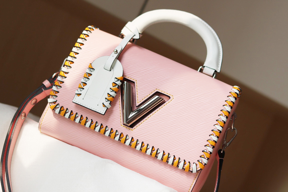 

Top Quality TWIST bag portable female handbag Shoulder Bags handbags, Box