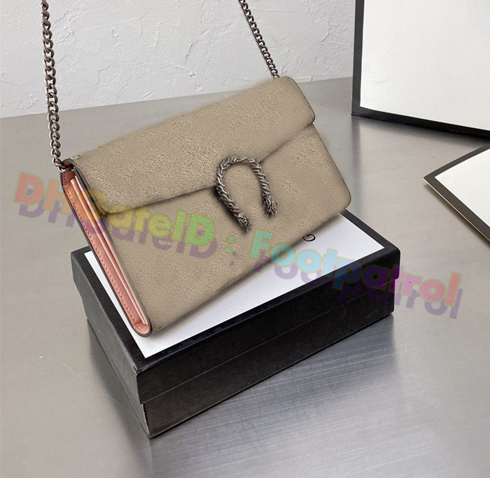 

2021 Vintage Classic women Crossbody bag luxurys designers messenger bags top Quality Shoulder Horseshoe Print Buckle Clutch Purse Leather handbags Wallet, No bags