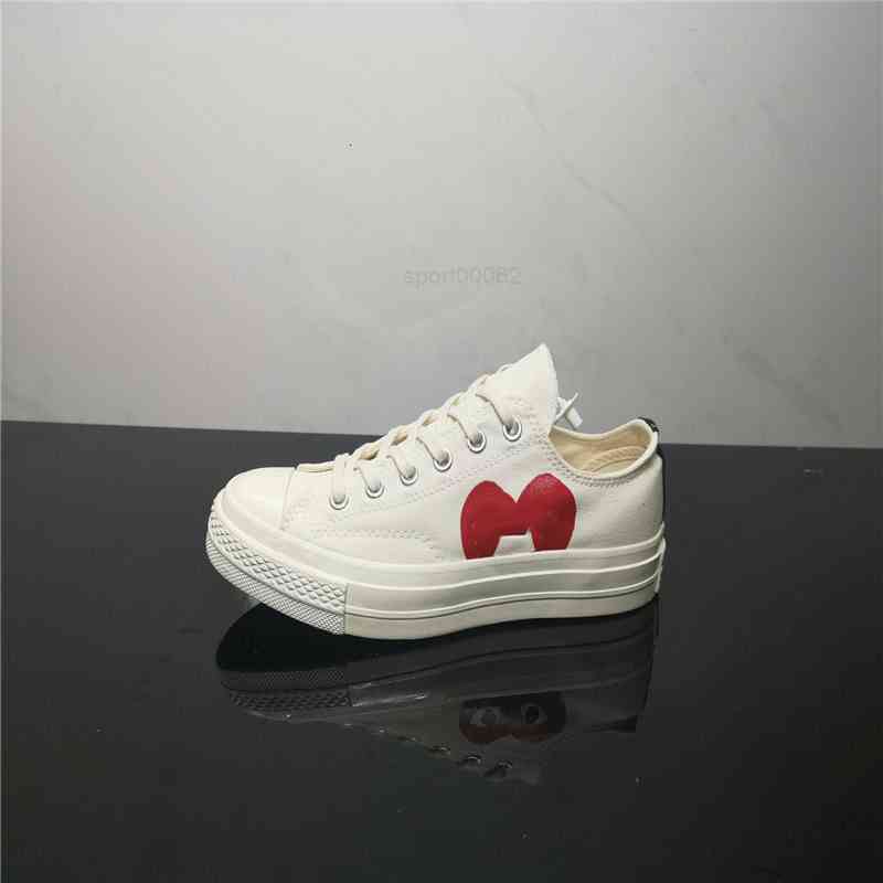 

Free Mens Commes Des Garcons Play Chuck 1970 Ca Sneakers For Men &#039 ;S Tayler Vulcanized Shoes Man Skateboarding Womens Skate Women Pp