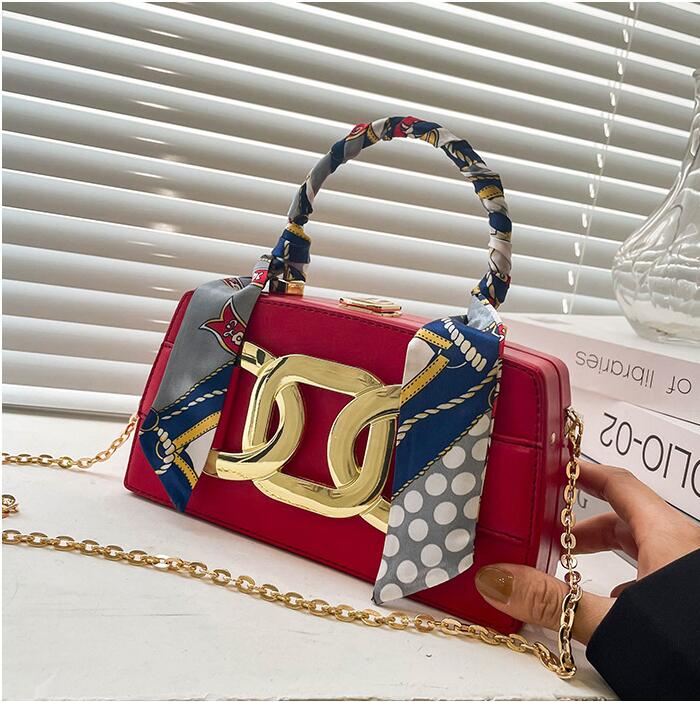 

Factory wholesale sweet girl exotic leather dinner bag street personality super chains decorative women handbag fashion alloy hard box chain bags, Red(boutique box)