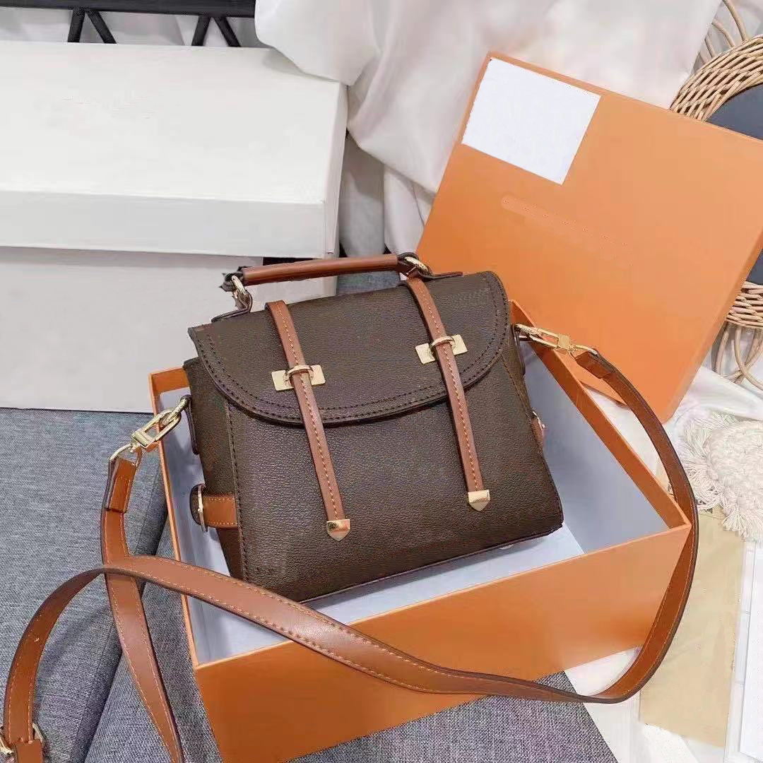

Fashion straddle shoulder bags designer retro letter postman bag women & men high quality temperament handbag