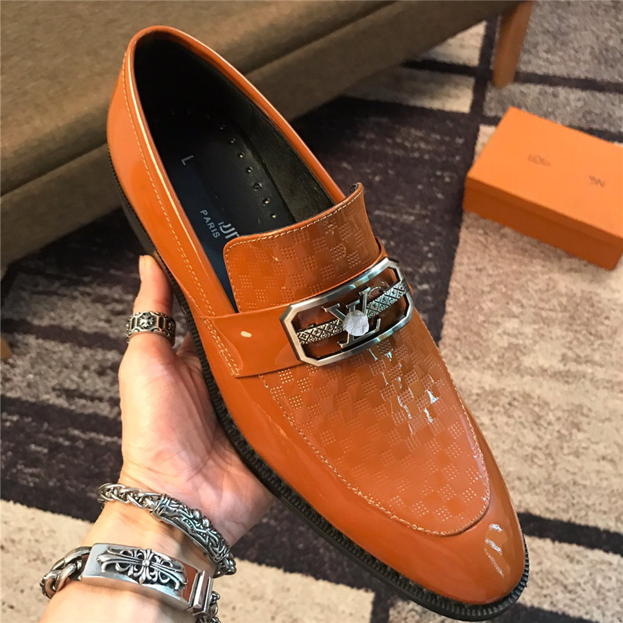 

2021 Men Fashion Pointed Toe Lace Up Shoes Leather Designer Business Casual Dress Shoes Wedding Shoes Big Size 38-45, Black