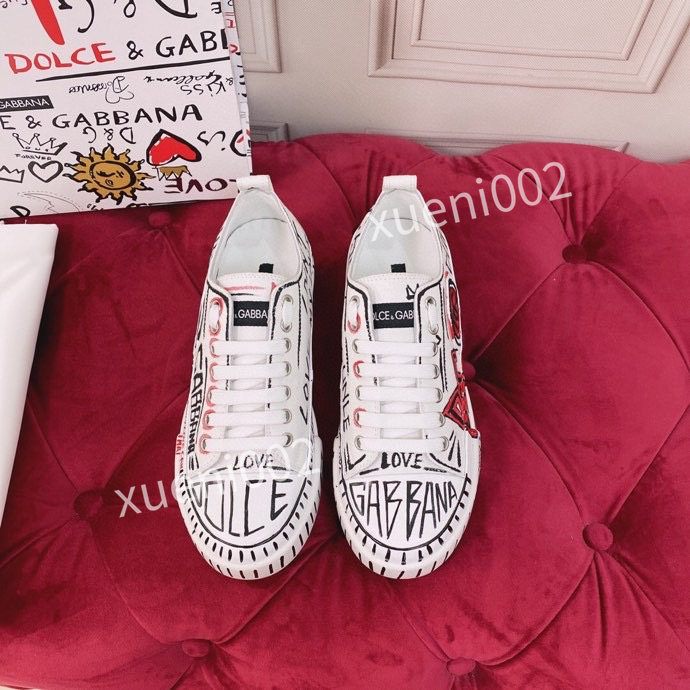 

2021 Designer shoes boots Rhyton Sneakers Beige Mens Trainers Vintage Luxury Chaussures Ladies Shoe Designers size 35-45, 07