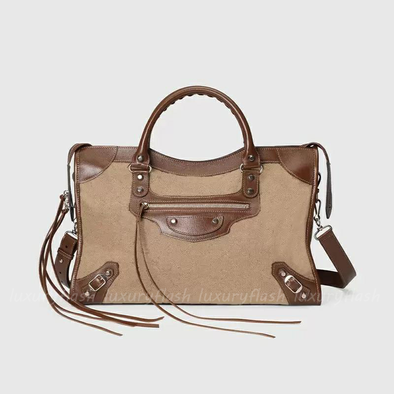 

Designers Motorcycle Bag Women TOTE 2022 Handbags Shouler Crossbody Purses Joint Name Limited Edition Luxurys Vintage Handbags with Letters, This option for for sale