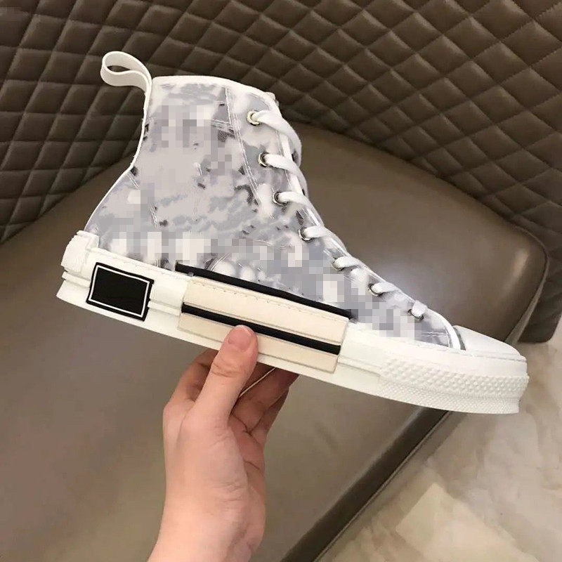 

2021 new name men casual shoes flat western fashion wrinkle leather lace high-top men's sneakers 35-45 mkj001