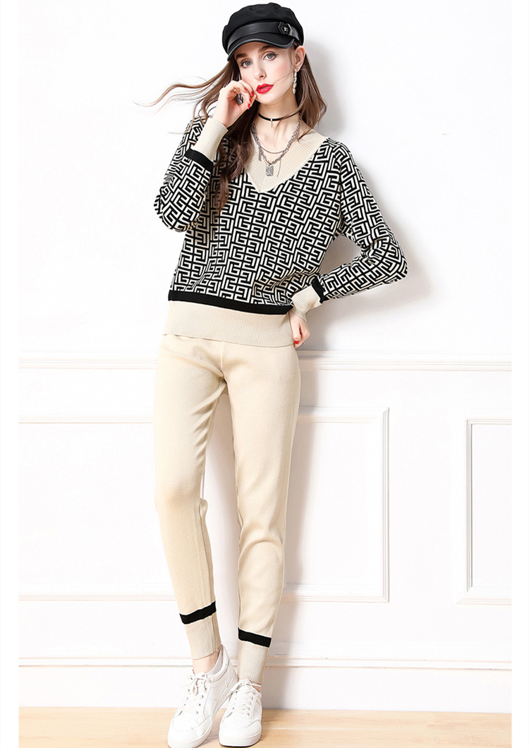 

Long Sleeve V-Neck Two Piece Pants Runway Sets 2021 Luxury Women Designer Sweaters Suits Gorgeous Holiday Cafe Office Party Pullovers + Trousers Elegant Sweet Girl Set