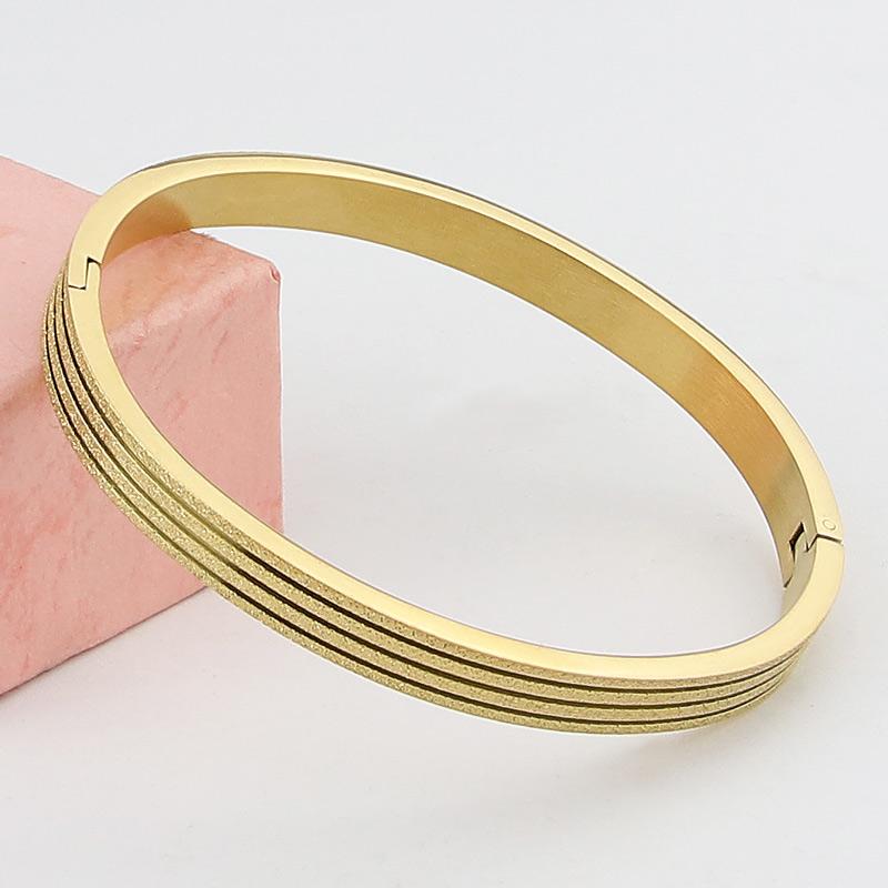 

Bangle Fashion Stainless Steel Jewelry Line Pattern Frosted Bracelet Woman Party Gift Wholesale, Black