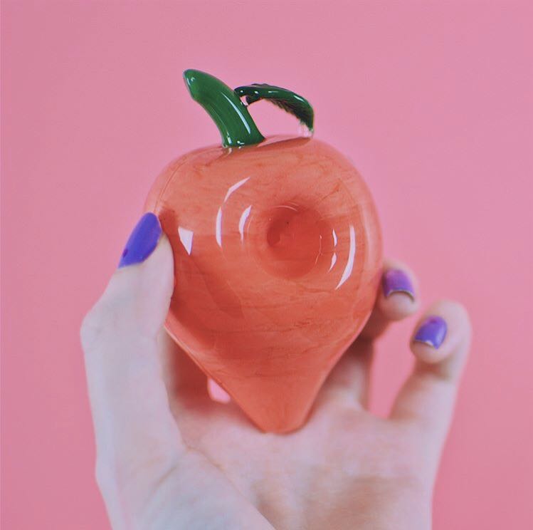 

Delicious peaches shape glass tobacco spoon pipe