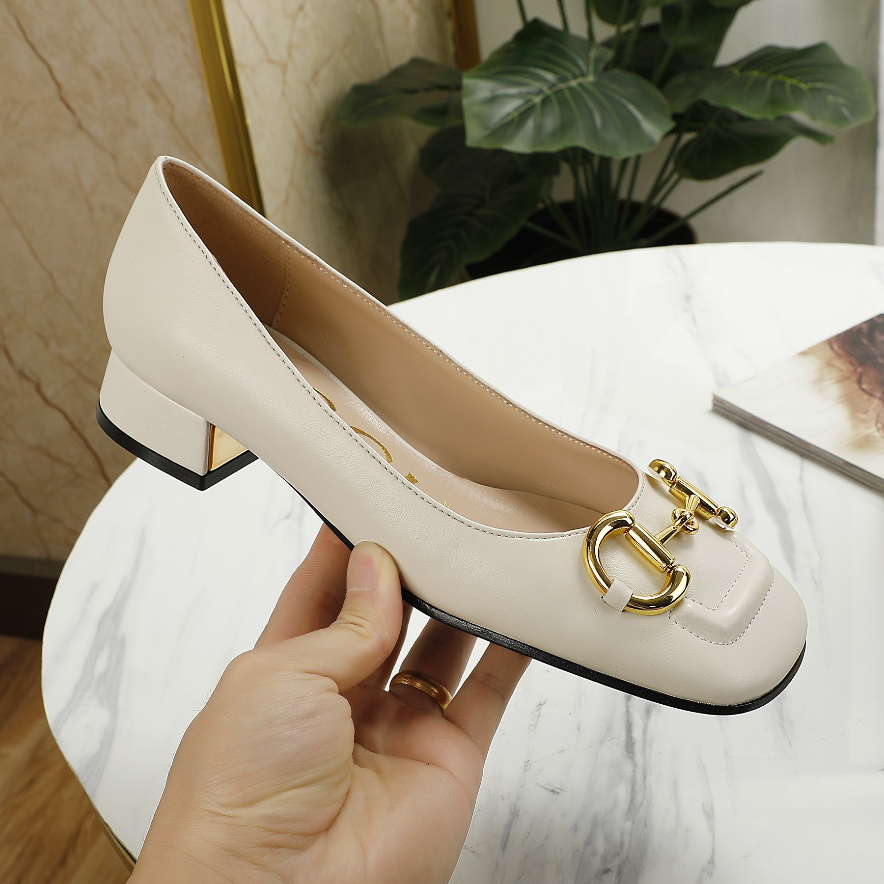 

Top Designer Womens Shoes High Heel Dress Shoe Ballet Luxury Red Heels Sandals Leather Flat Sneakers Ladies Work Wedding Party Boots Heatshoes 0413, 07