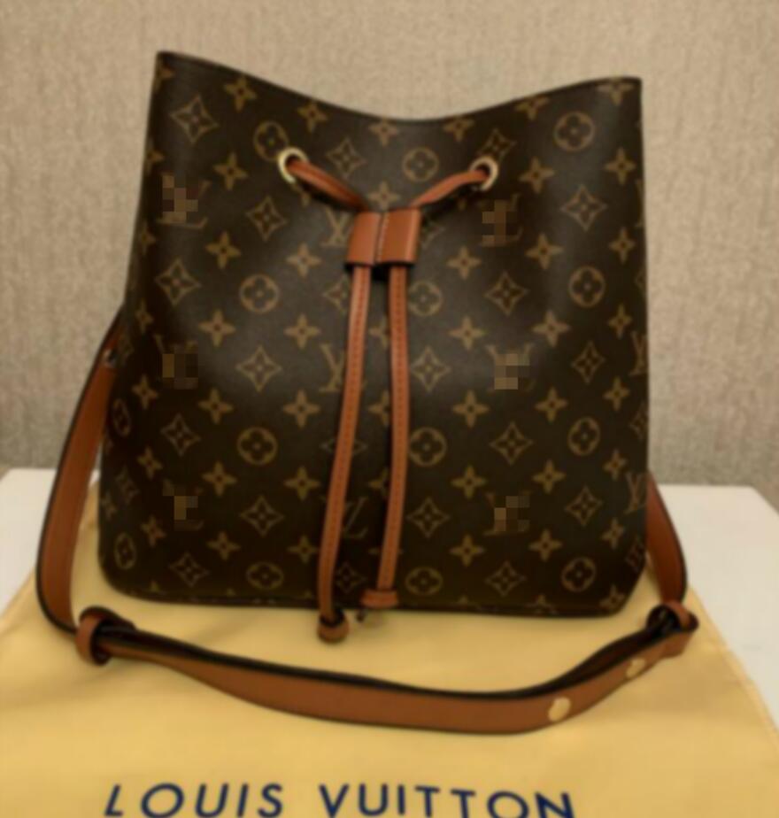 

Women Handbag Messenger Bag Designers Crossbody Leather Shoulder Bag1