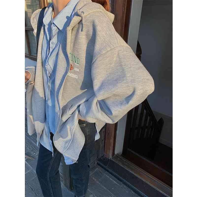 

Ruiishi East Gate simple printing Korean hooded zipper sweater women's new loose Hoodie in autumn 2021, Gray