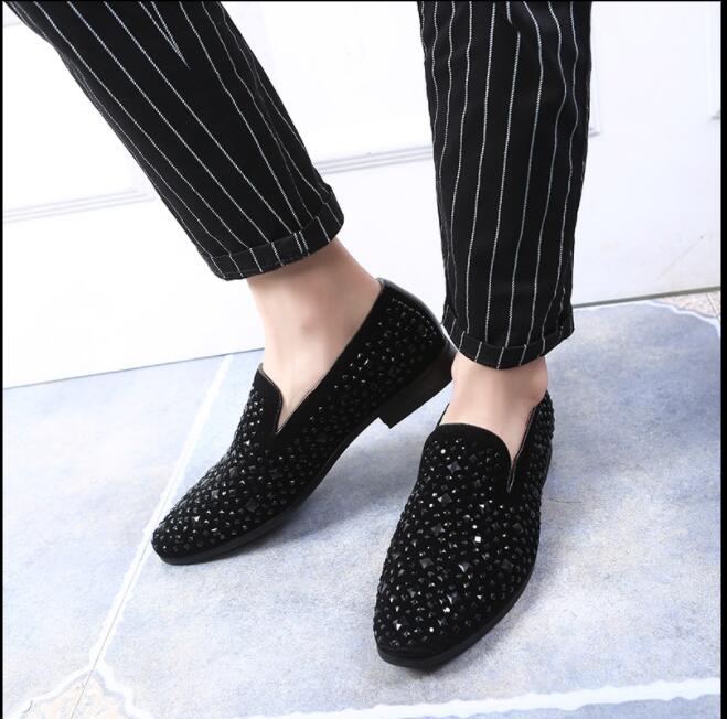 

Oxfords Leather designer Men Shoes Whole Cut Fashion Casual Pointed Toe Formal Business Male Wedding luxurys Dress Shoe size:EU39-47, Black