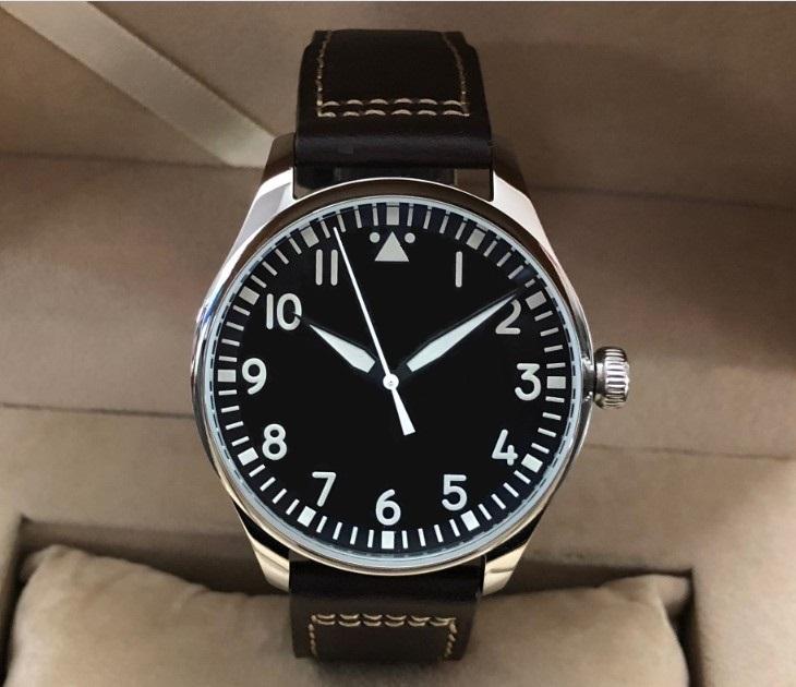 

Wristwatches Sapphire Crystal 40.5mm GEERVO White Or Black Dial Japanese VH31 Quartz Movement Luminous Men's Watch Pa06-20