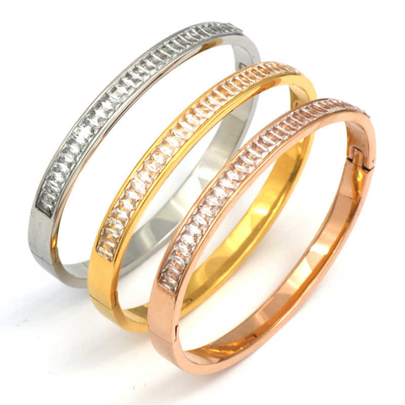 

Pz Stainless Steel Jewelry Exquisite Crystal Bracelet Brand Open Bangles Fashion Aaa Zirconia Jewelry Bangles Wholesale Q0717