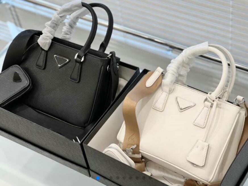 

Women canvas Handbag Shoulder Bag Tote business Bags handbags Designers Belt Pico bag Shoulder Bags Crossbody Handbags, White