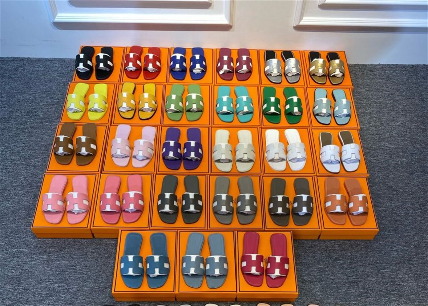 

2021 Classics Women slipper Fashion Sandals Slides Summer Sexy real leather platform Flats Shoes Ladies Beach Slippers, Black