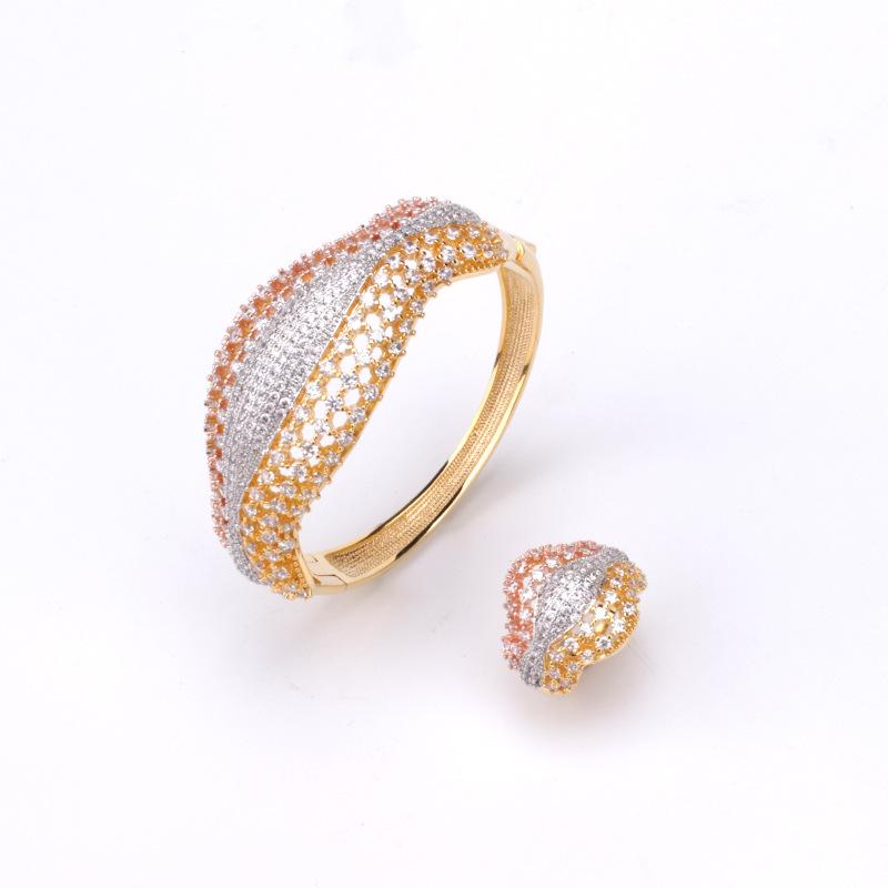 

Bangle European And American Full Inlaid Zircon Three-color Bracelet Ring Set Fashionable Fashion Female Small Luxury Hand Jewelry