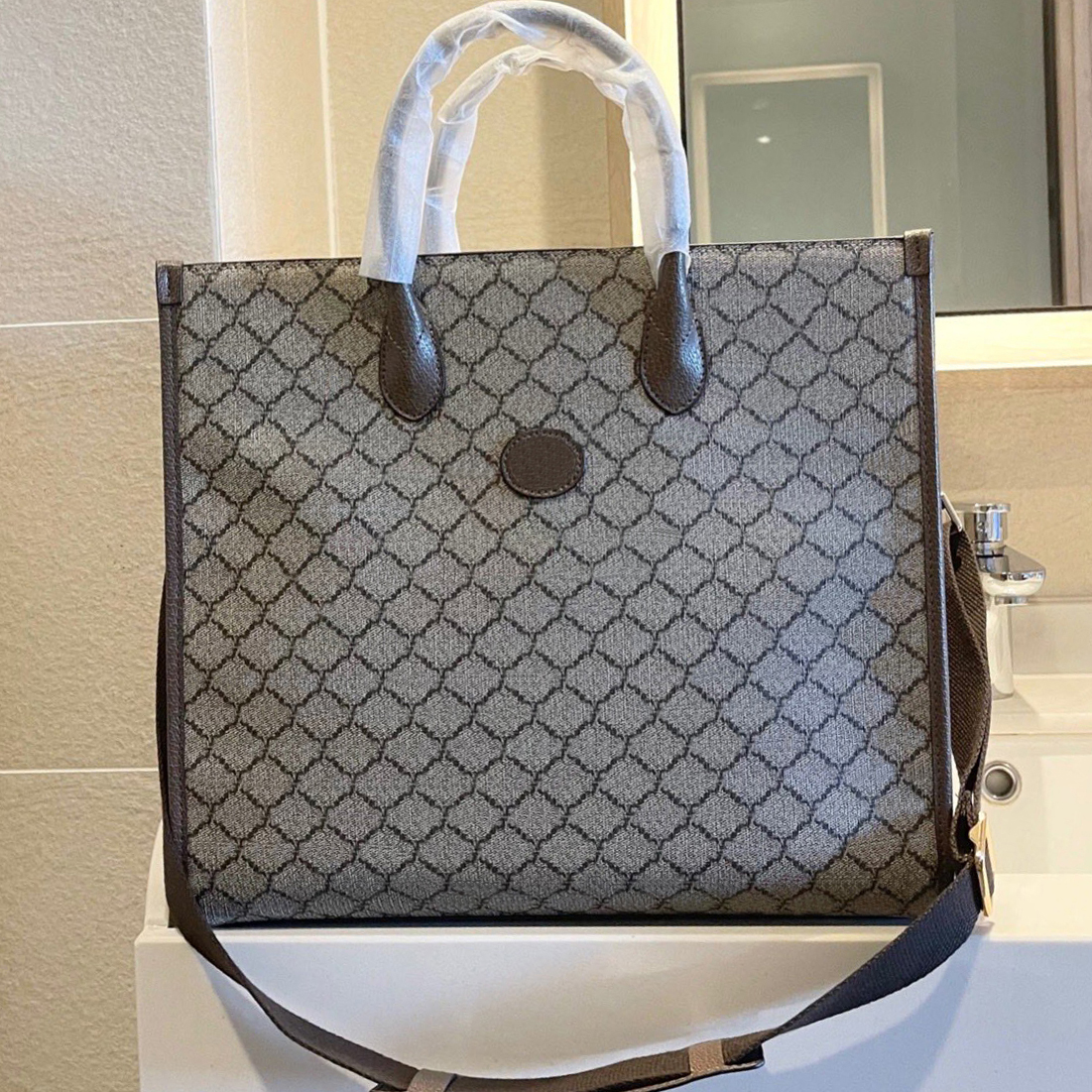 

Shopping bag shoulder chains Bags Luxurys Top designers Lady high Quality 2022 Women handbag Fashion handbags mother cossbody Clutch wallet printing purse letter, No bags