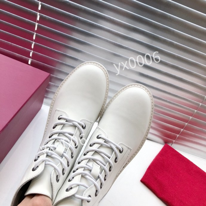 

2021 High Quality Designer 35-41 Boots Classic Non-Slip Rois Martin Shoes Nylon Military Desert Combat Short Booties Leather Lining Removable Pouch hltn02, 01