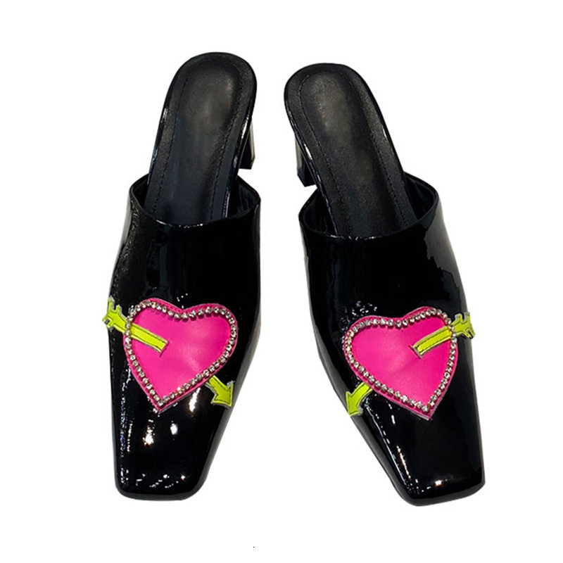 

Sandals Square Toe Crystal Love-Heart Slippers Women Shiny Leather Chunky High Heel Summer Sexy Party Dress Shoes For Ladies YH7J, Black